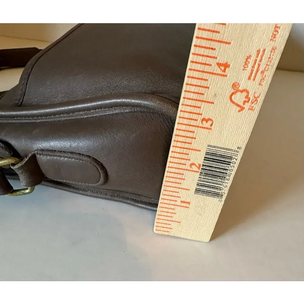 Coach Taylor crossbody zip in  brown  H5C-9944 c. 1995